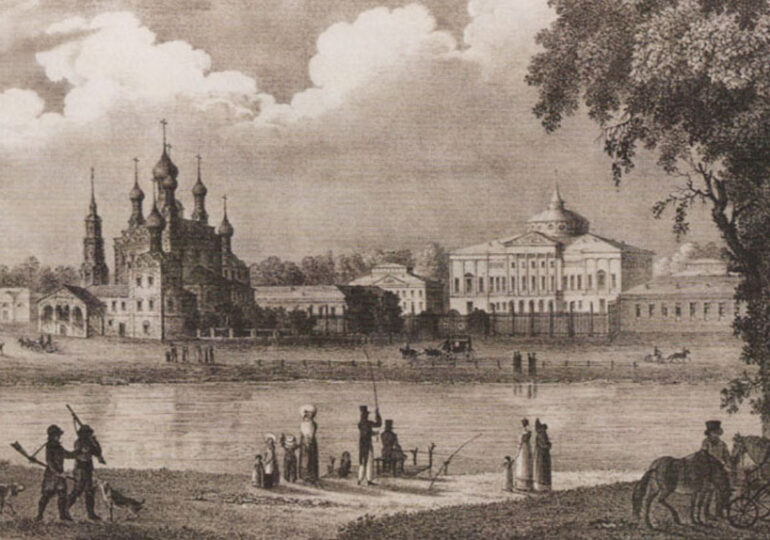 Два храма отреставрировали на территориях старинных усадеб в Москве