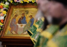 Православные празднуют день Святой Троицы (Пятидесятницу)