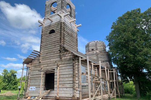 В Татарстане реставрируют одну из старейших деревянных церквей